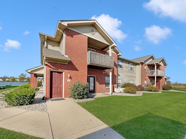 Building Photo - Discover Your Lakeside Haven in Greensburg, IN!
