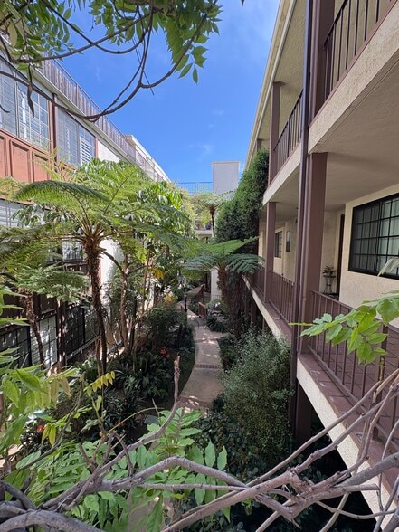 Walkways - 11939 Gorham Ave