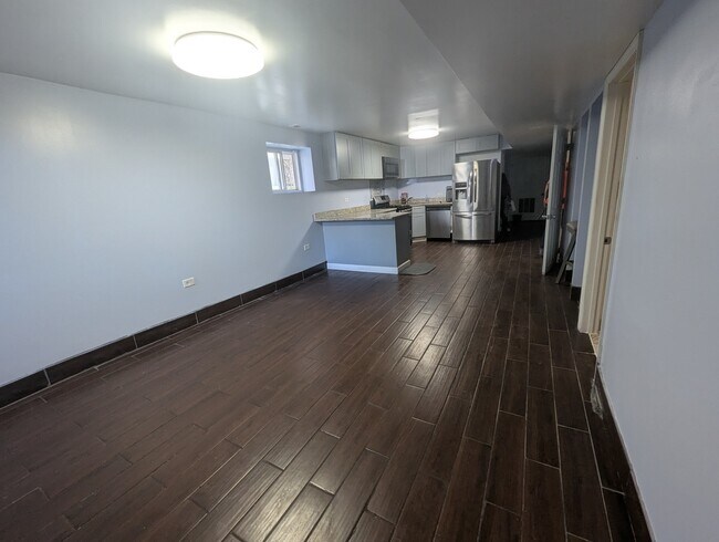 Building Photo - 8105 S Green St
