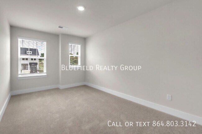 Building Photo - 406 E Parima Ct