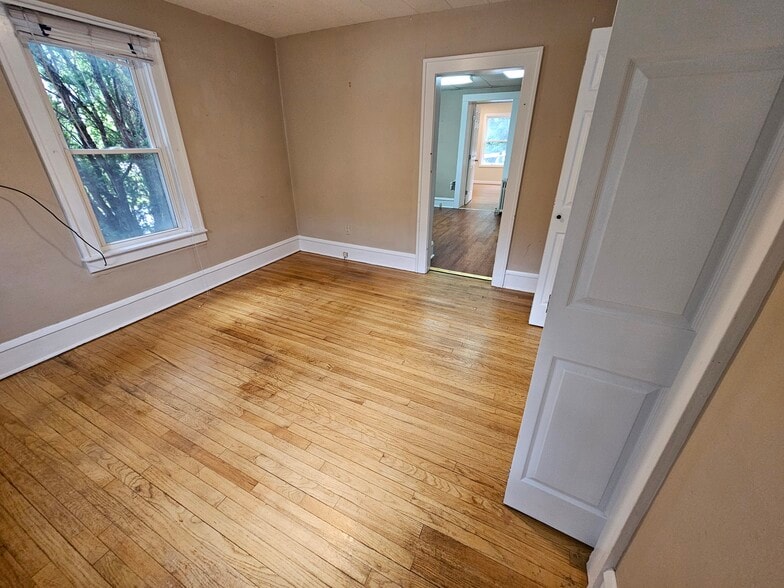 Building Photo - 173 Pearl St