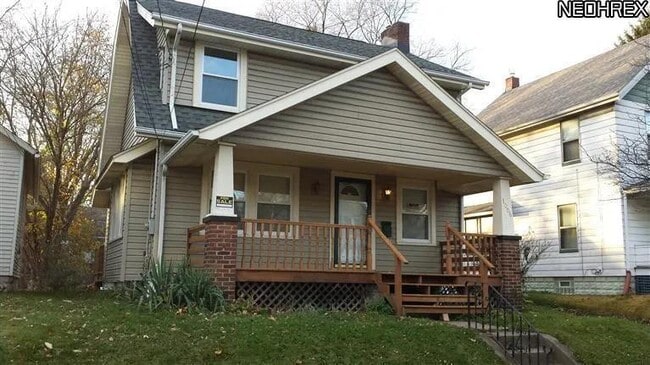 Building Photo - 1006 Big Falls Ave