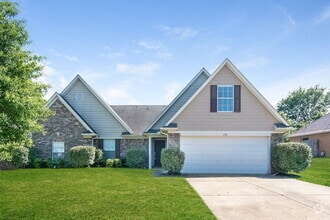 Building Photo - 13141 Sandbourne S