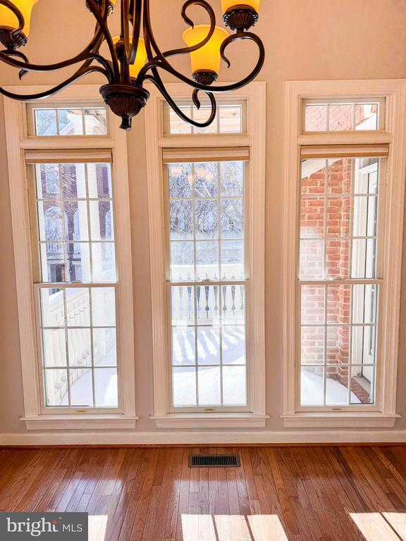 Building Photo - 7761 Legere Ct