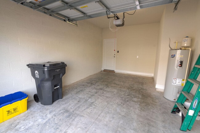 Building Photo - 4819 Indio Trl