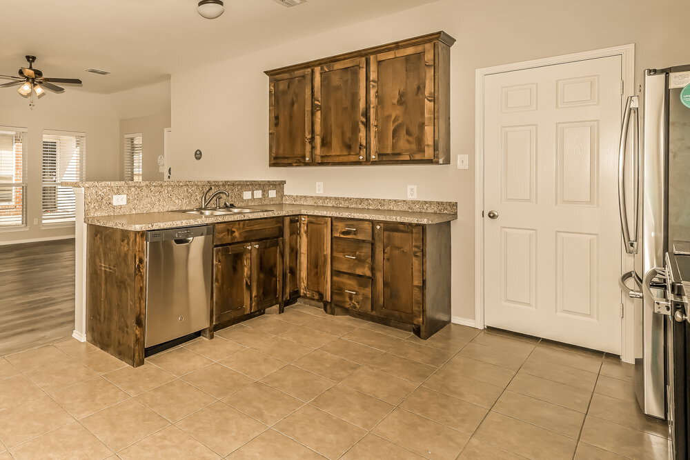 Building Photo - 1108 Savage Dr