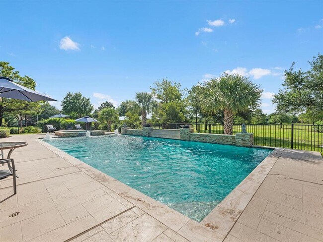 Building Photo - 19003 Cove Manor Dr