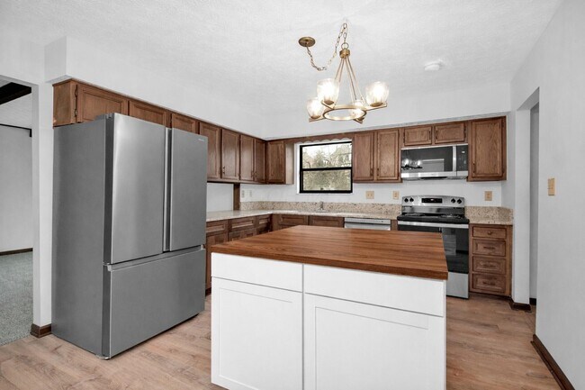 Building Photo - 9183 Indian Mound Ct NW