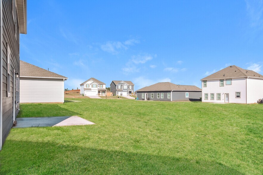 Building Photo - 26084 Beech Grv Ln NW