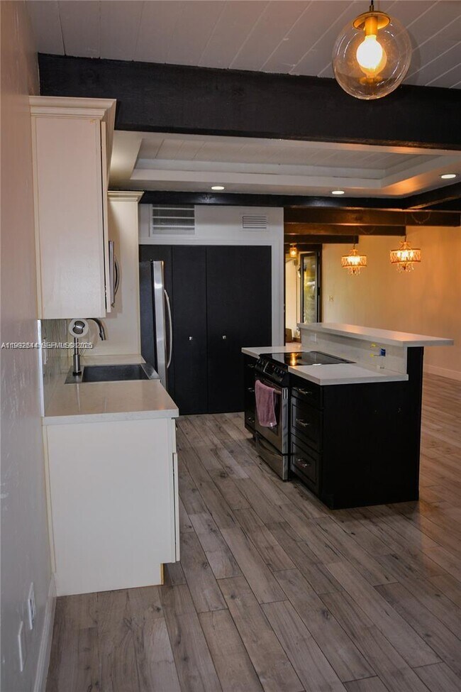 Building Photo - 7849 SW 103rd Pl