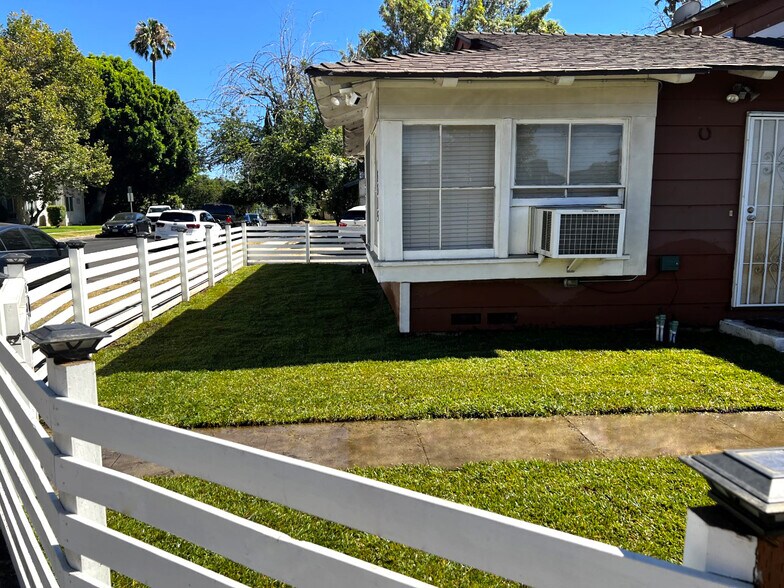 Building Photo - 5313 Radford Ave