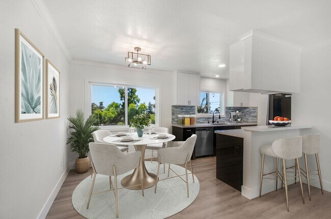 Building Photo - 117 Avenida Algodon