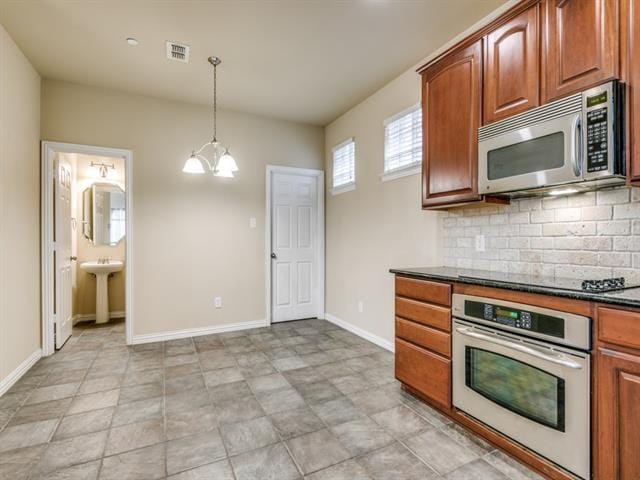 Building Photo - 7124 Dry Creek Dr