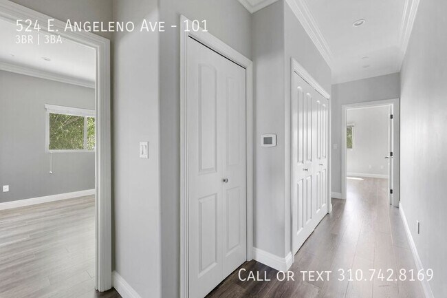 Building Photo - 524 E Angeleno Ave