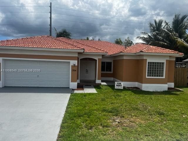 Building Photo - 1304 SE 7th Ct