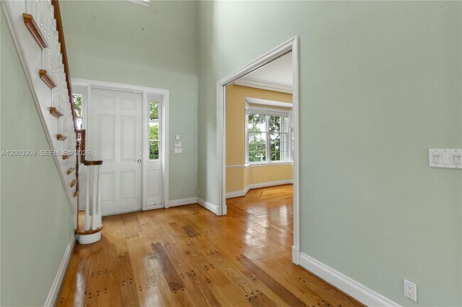 Building Photo - 700 Coral Way