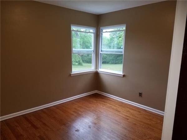 Building Photo - 1120 NE Davidson Ct