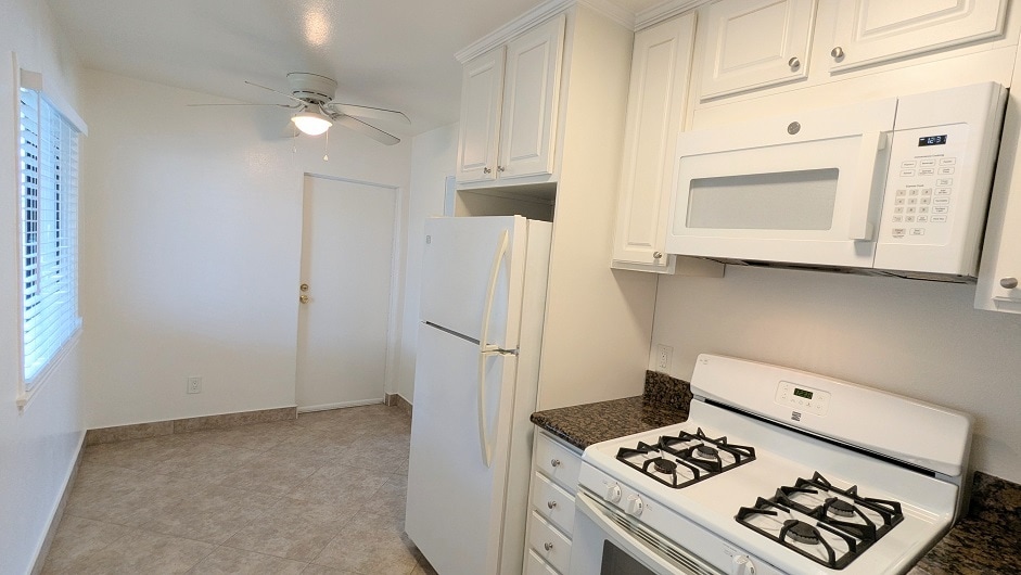 Building Photo - 201 N Florence St