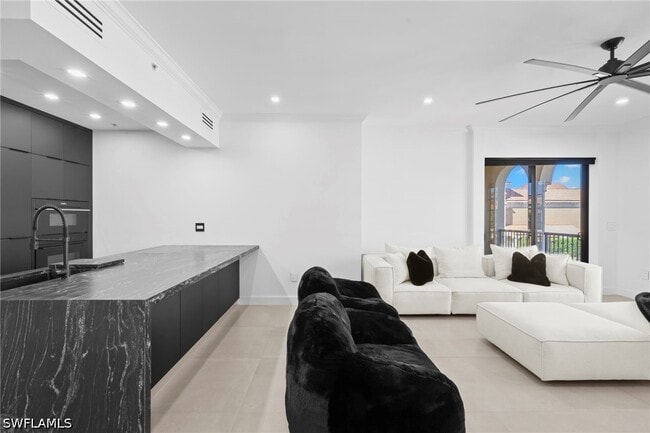 Building Photo - 23191 Fashion Dr