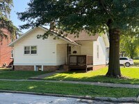Building Photo - 303 N Sherman Ave