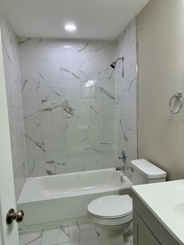 Building Photo - 197 Dairy Rd