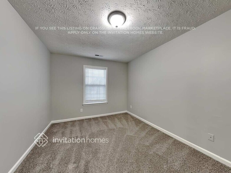 Building Photo - 3110 Kirkwood Dr NW