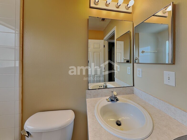 Building Photo - 11901 Windflower Ct
