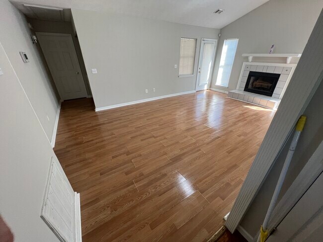 Living Room - 32 Lexington Cir