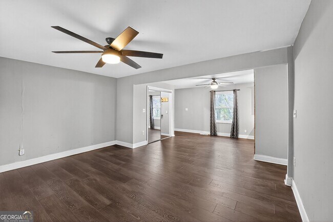 Building Photo - 1068 Rebel Forest Dr SE