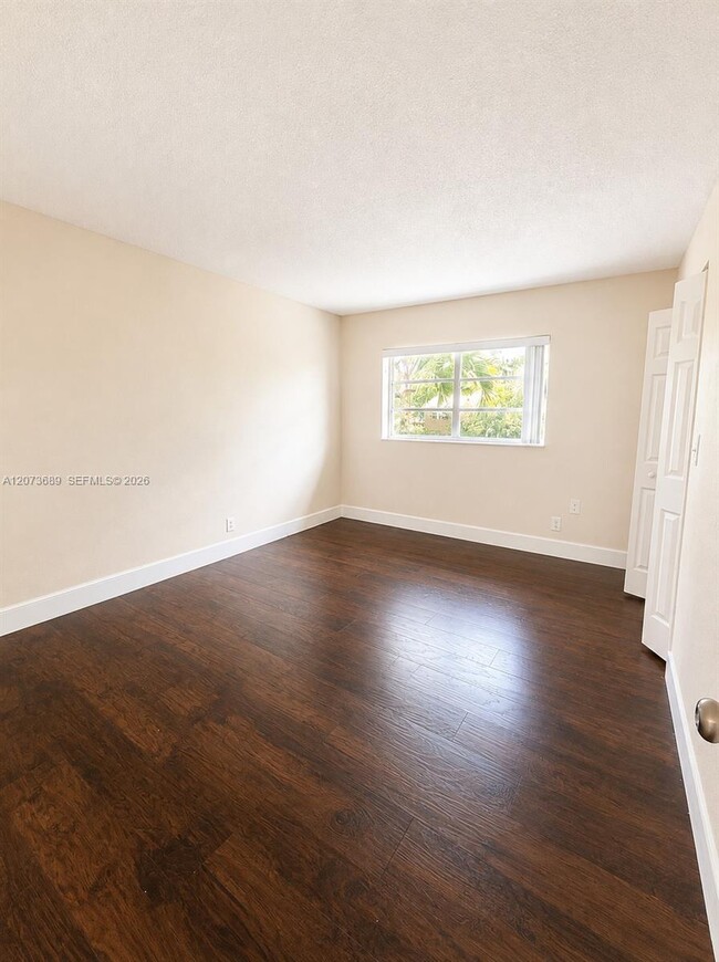 Building Photo - 4601 NW 9th Dr
