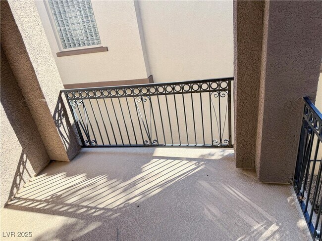 Building Photo - 1871 Via Delle Arti