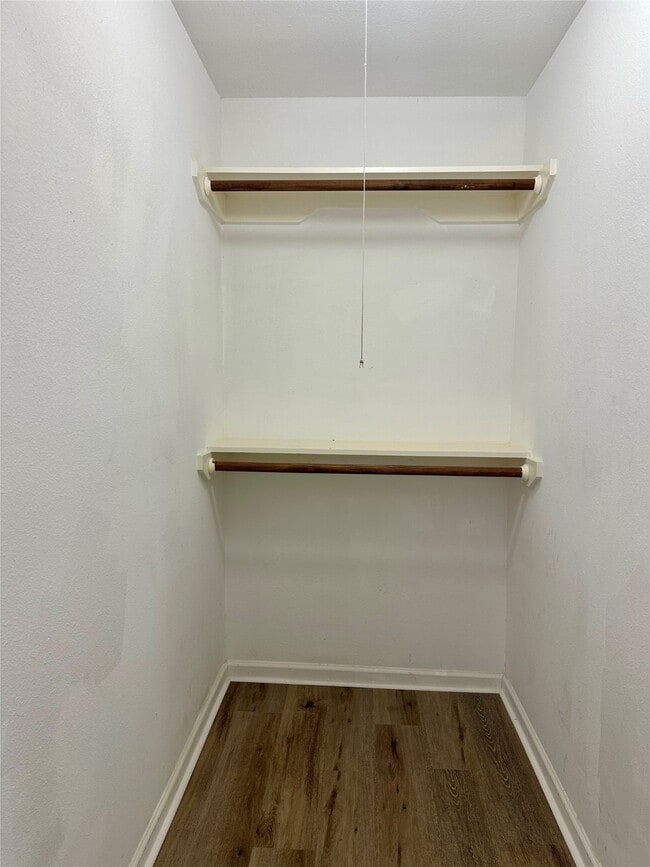 Building Photo - 15770 Chimney Rock Rd