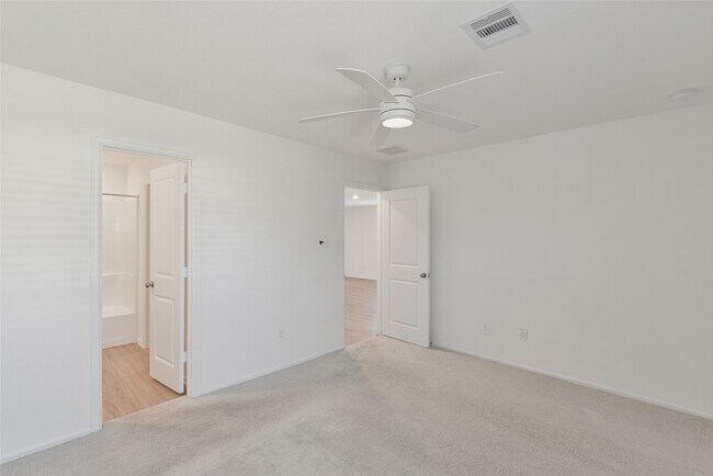 Building Photo - 747 Hackberry Br Ct