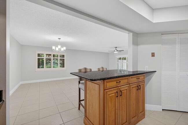 Building Photo - 246 Seabreeze Cir