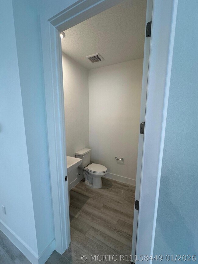 Building Photo - 12166 Viridian Blvd