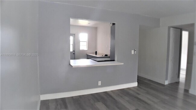 Building Photo - 8101 SW 24th Ct