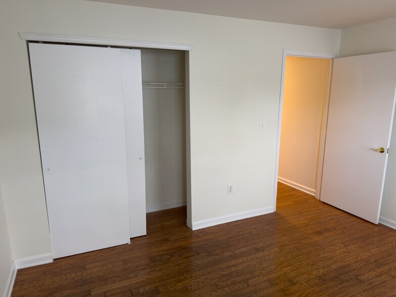 Building Photo - 858 Nittany Ct