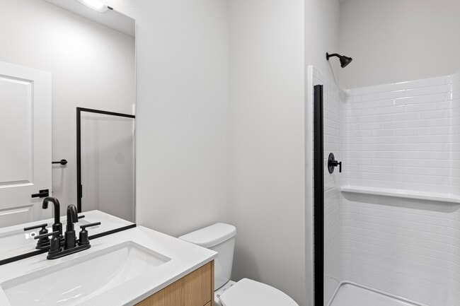 Building Photo - 16124 Cascadian Way