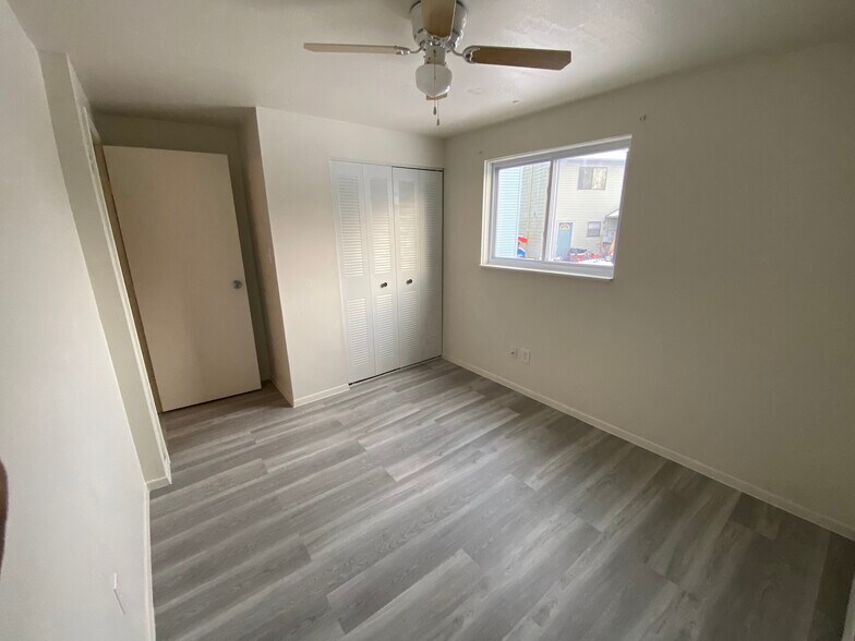 Building Photo - 2278 Grandview Rd