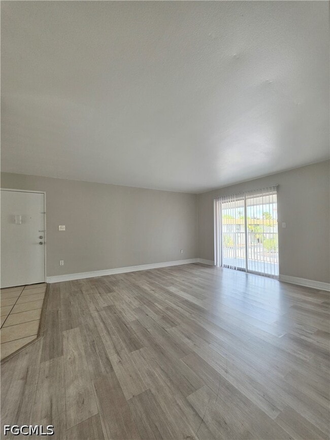 Building Photo - 1830 Maravilla Ave