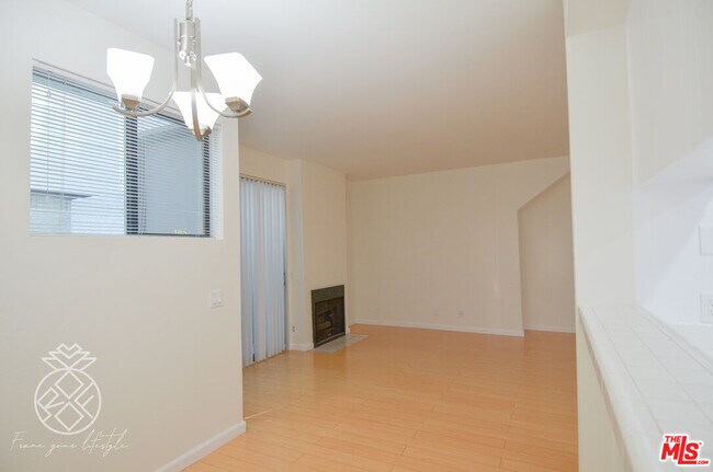 Building Photo - 1727 Glendon Ave