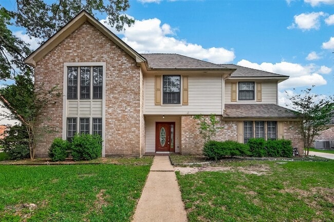 Building Photo - 18111 Shireoak Dr