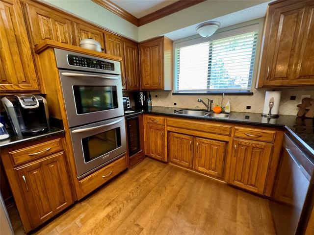 Building Photo - 2128 Aspenwood Dr N