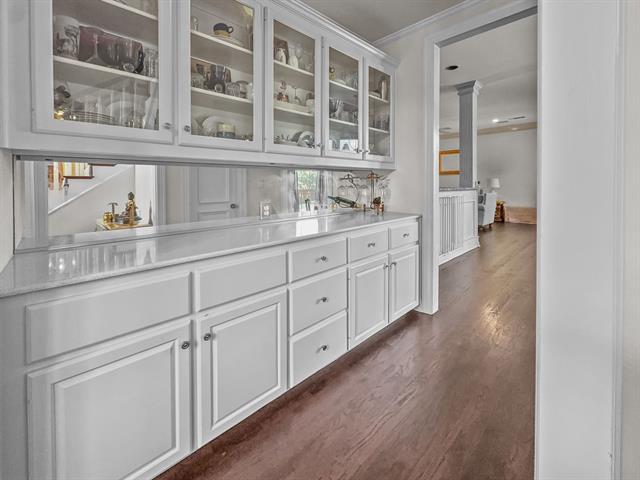 Building Photo - 3405 Snidow Dr