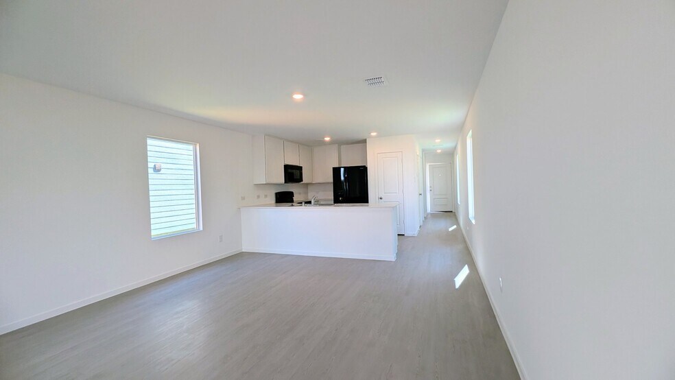 Building Photo - 732 Sandhill Crane Ln
