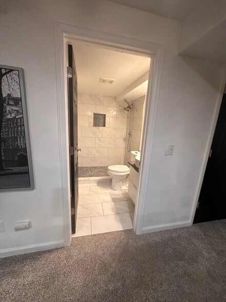 3rd Bathroom - 5536 W 115th Pl