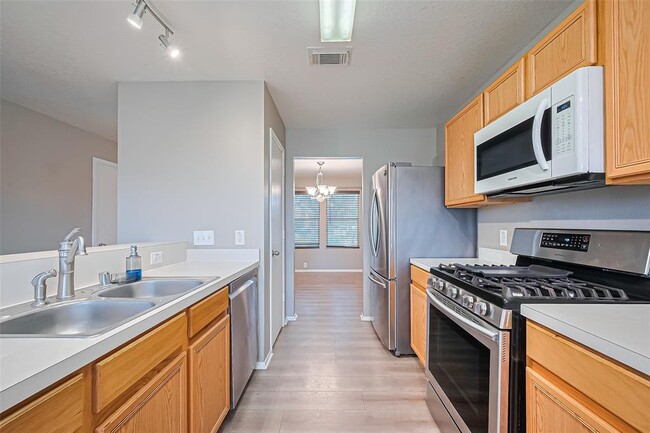 Building Photo - 2307 Emory Knoll Dr