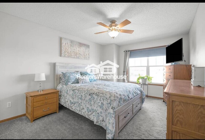 Building Photo - 14649 Sapphire Way