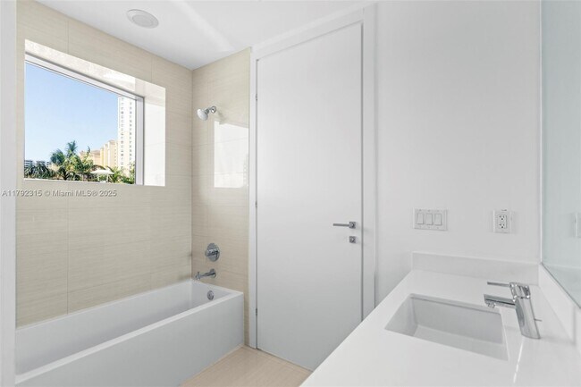 Building Photo - 3250 NE 188th St