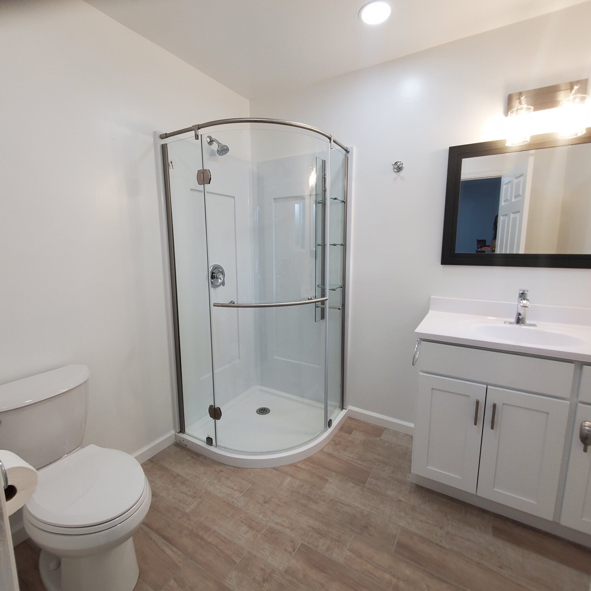 Building Photo - 7121 Jumilla Ave